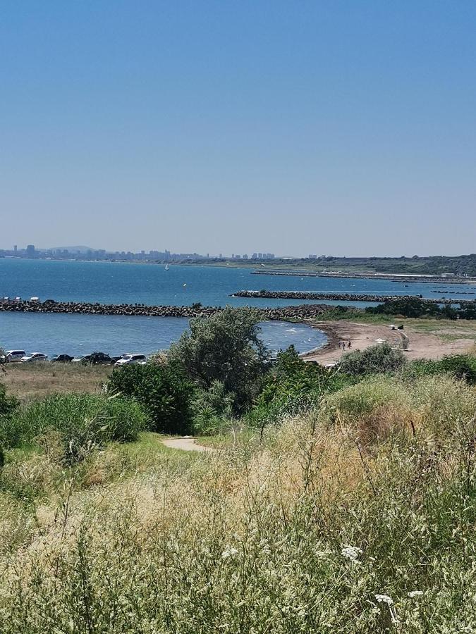 Луксозен Апартамент Анастасия-Сарафово На 150М От Морето Burgas Stad Buitenkant foto